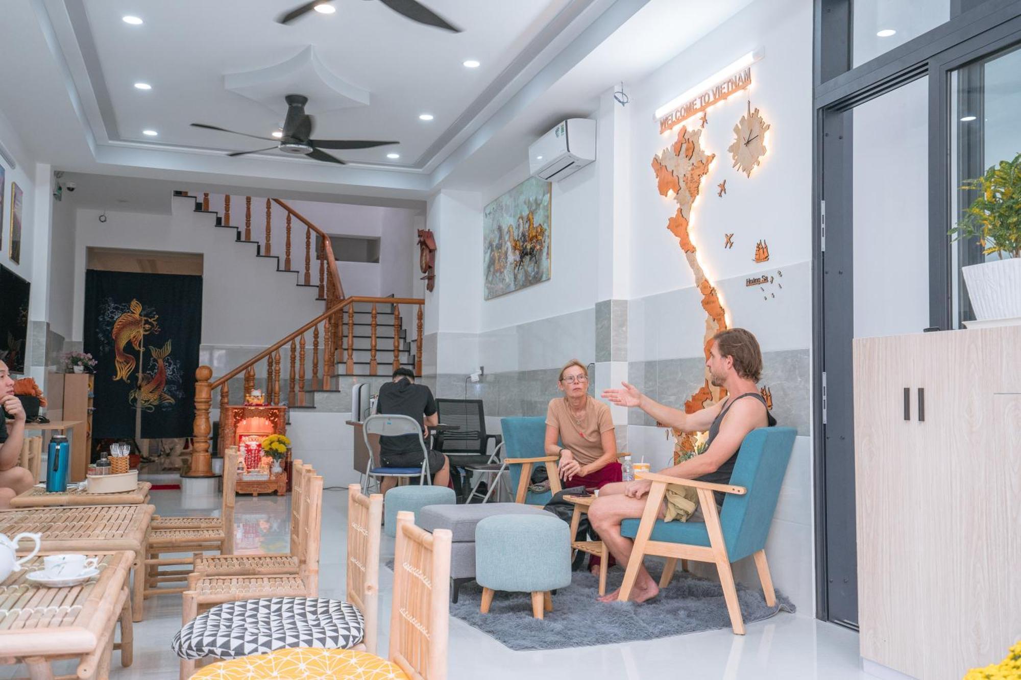 Aloha Saigon Premium Hostel By Local Travel Experts - Newly Opened, Less-Touristy Location, Spacious Rooms, Glass Shower Bathroom, Free Breakfast & Walking Tour Ho Chi Minh City Exterior photo