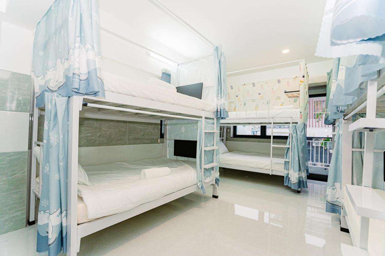 Aloha Saigon Premium Hostel By Local Travel Experts - Newly Opened, Less-Touristy Location, Spacious Rooms, Glass Shower Bathroom, Free Breakfast & Walking Tour Ho Chi Minh City Exterior photo