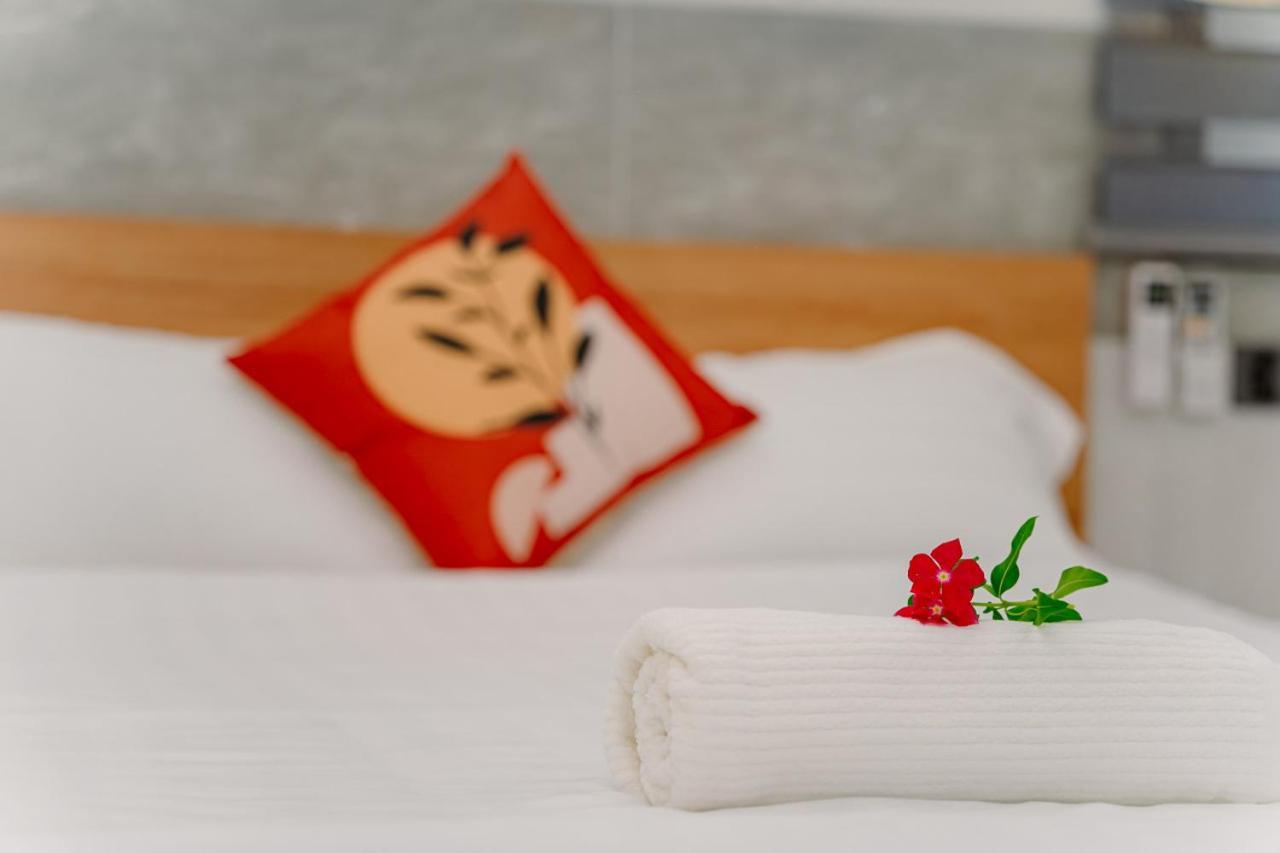 Aloha Saigon Premium Hostel By Local Travel Experts - Newly Opened, Less-Touristy Location, Spacious Rooms, Glass Shower Bathroom, Free Breakfast & Walking Tour Ho Chi Minh City Exterior photo