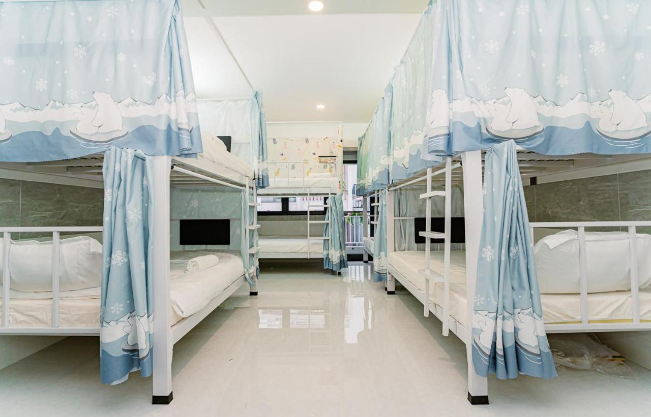 Aloha Saigon Premium Hostel By Local Travel Experts - Newly Opened, Less-Touristy Location, Spacious Rooms, Glass Shower Bathroom, Free Breakfast & Walking Tour Ho Chi Minh City Exterior photo