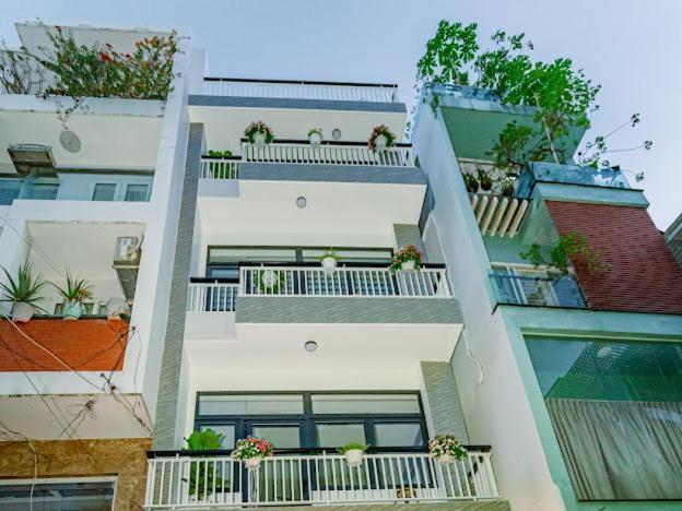 Aloha Saigon Premium Hostel By Local Travel Experts - Newly Opened, Less-Touristy Location, Spacious Rooms, Glass Shower Bathroom, Free Breakfast & Walking Tour Ho Chi Minh City Exterior photo